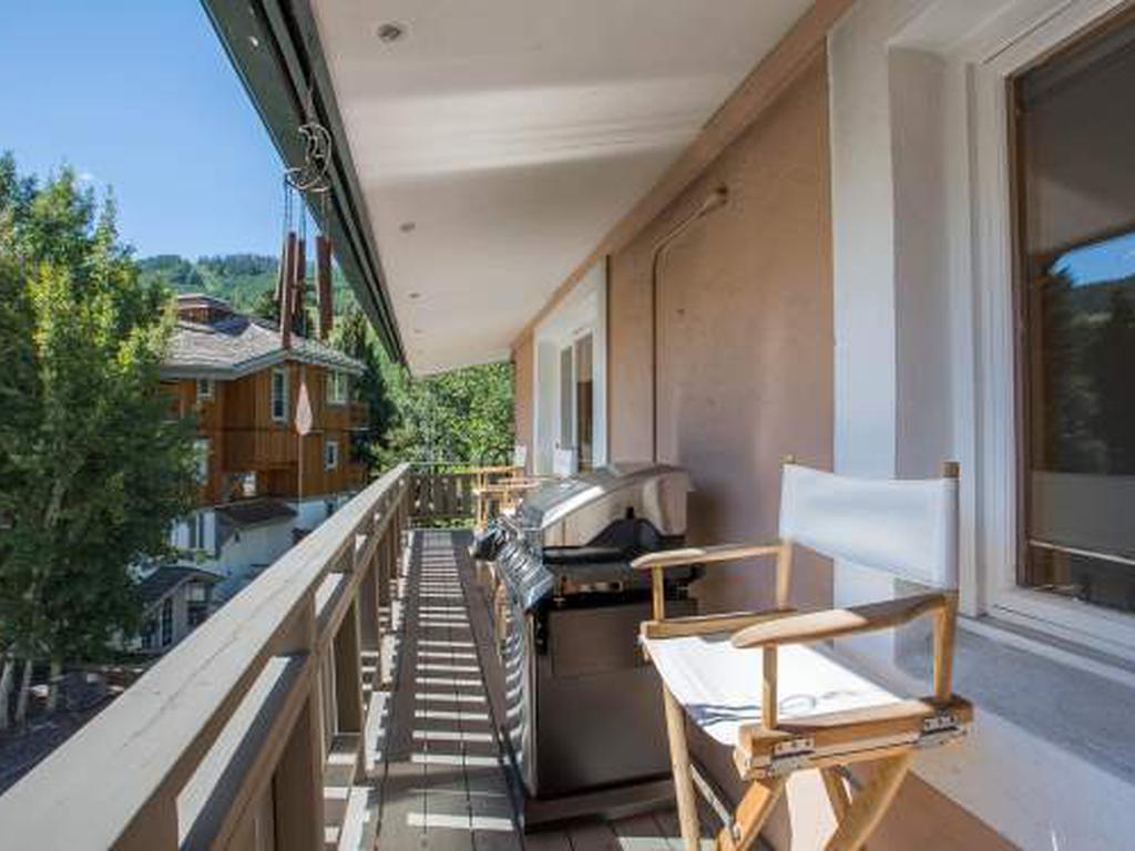 Mill Creek Court Condos 100 yards from Gondola Vacation Rental in Vail - RedAwning
