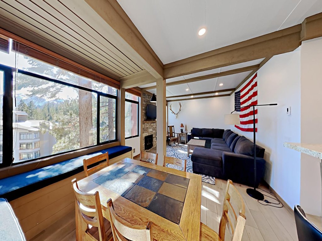 Slopeside Remodeled 2 Bedroom Condo with Amazing Views! (Unit 522 at 1849) Vacation Rental in Mammoth Lakes - RedAwning