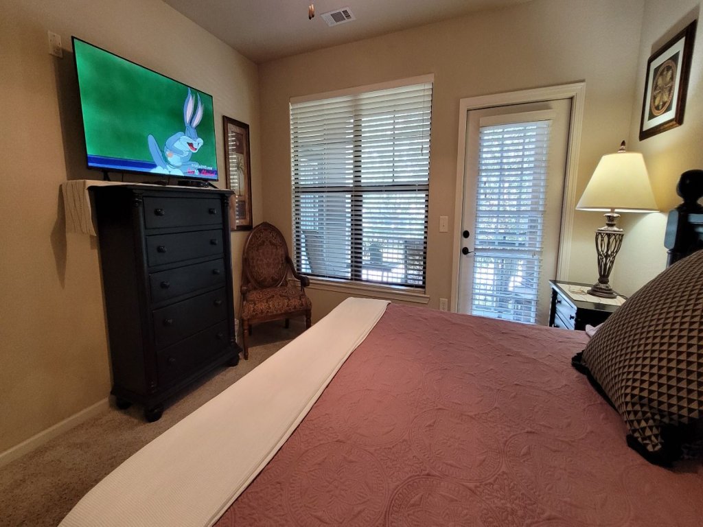 BP726CP 3 Bed Bella Piazza Condo Vacation Rental in Davenport - RedAwning