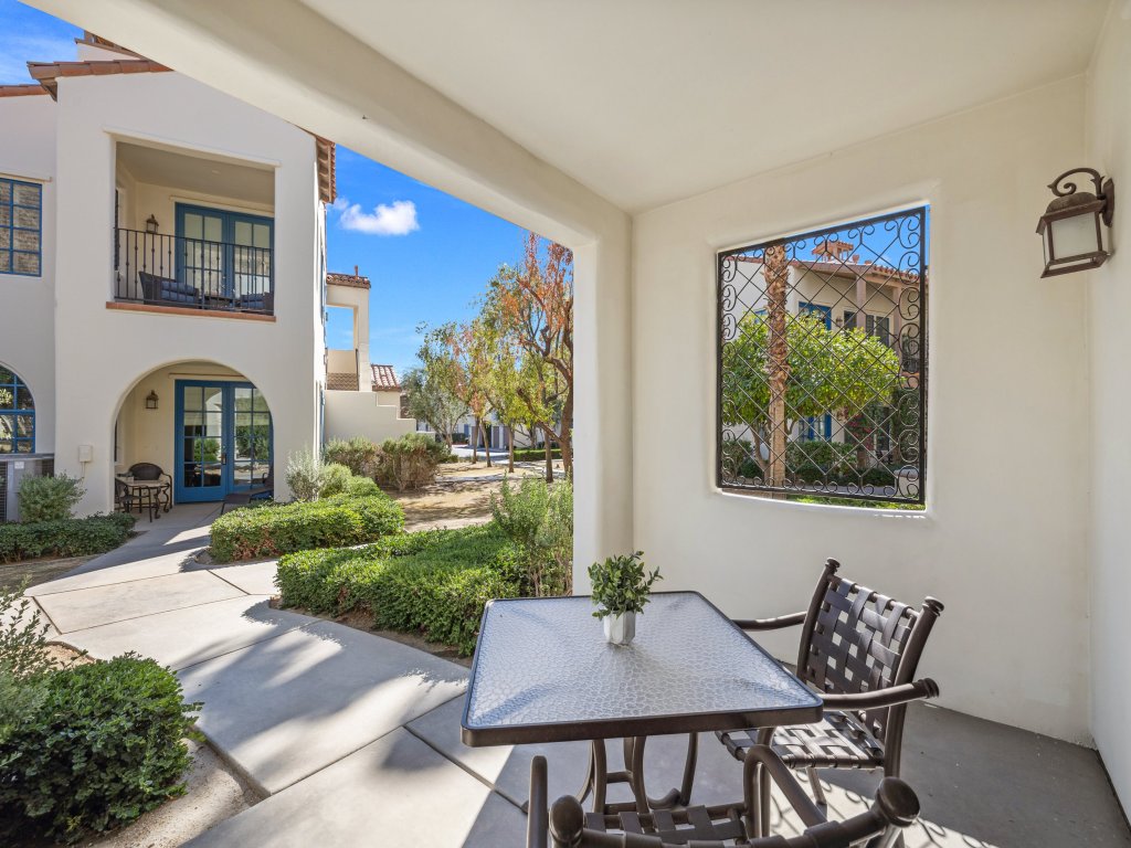(T21) Newly Renovated Lux Villa with Fountain View Vacation Rental in La Quinta - RedAwning