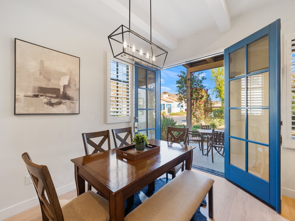 (C44) Stunning Remodeled Lux Villa near Clubhouse Vacation Rental in La Quinta - RedAwning