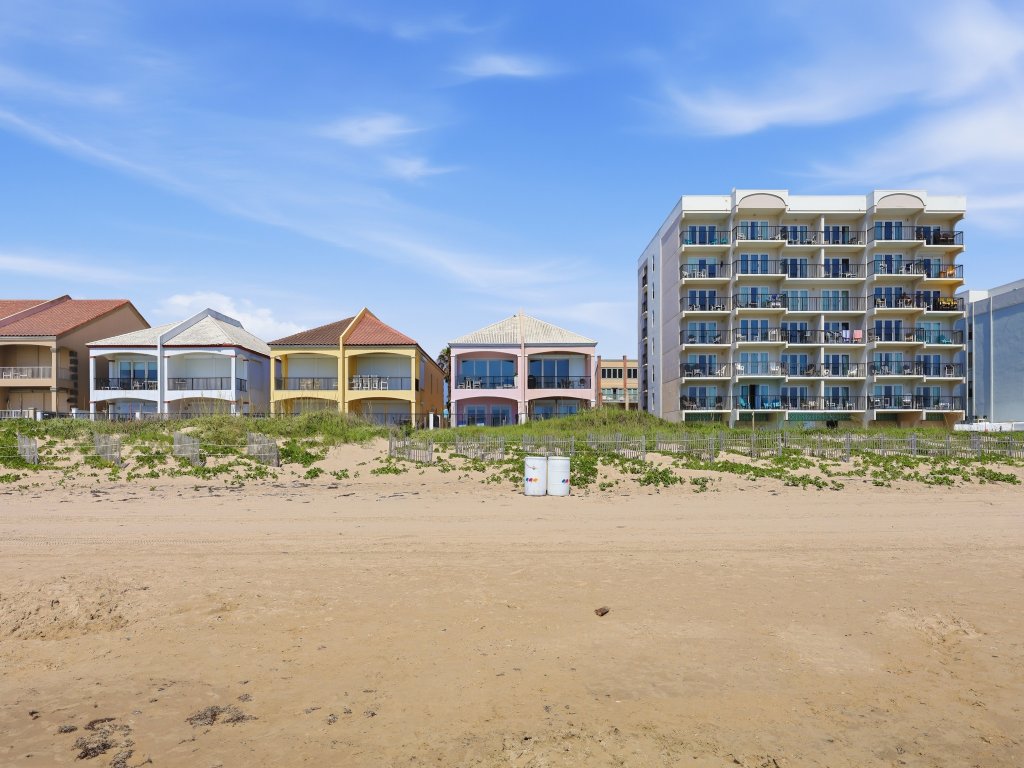 Incredible Views from Oceanfront 3 Bedroom Townhouse Vacation Rental in South Padre Island - RedAwning