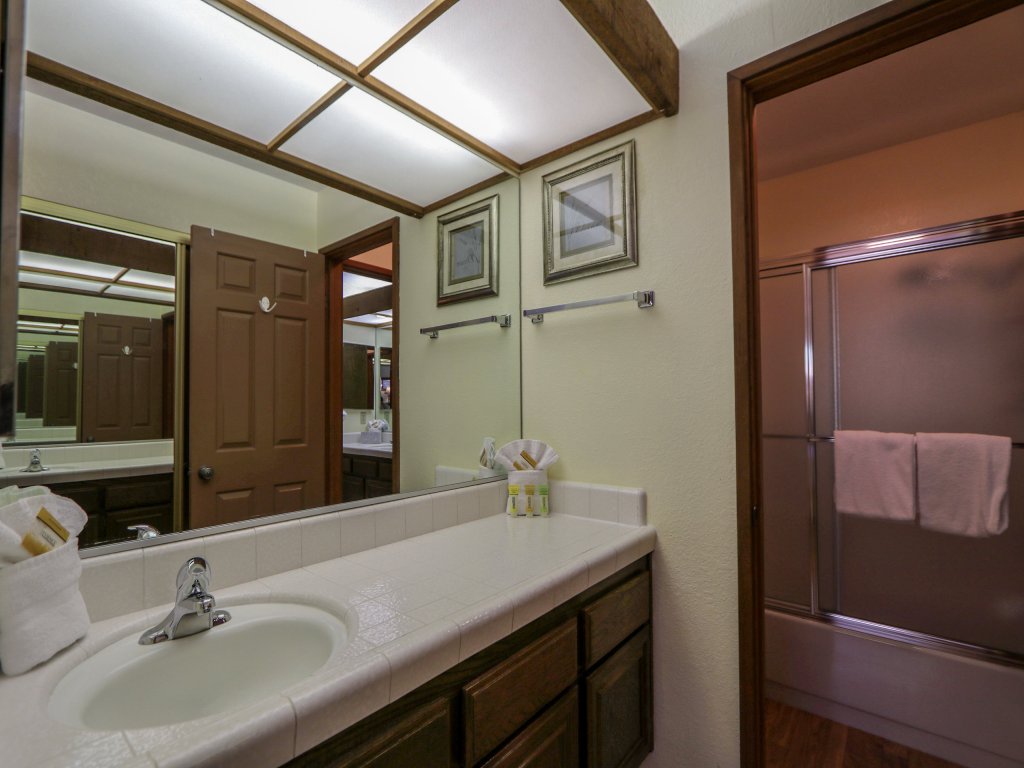 Aspen Creek 306 Walk to Eagle Lodge, Log Burning Fireplace, Great Complex Amenities Vacation Rental in Mammoth Lakes - RedAwning
