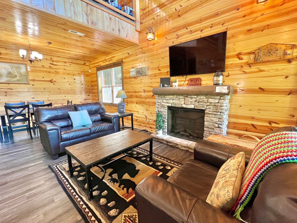 South Side Serenity Vacation Rental in Sevierville - RedAwning