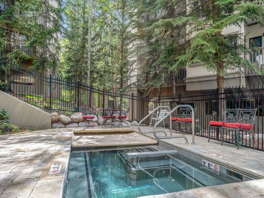 Townsend Place A107 Vacation Rental in Beaver Creek - RedAwning