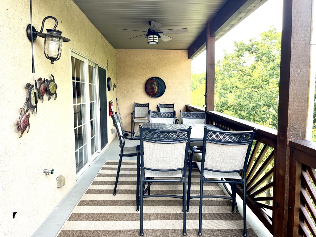 Condo A-9 Vacation Rental in Hollister - RedAwning