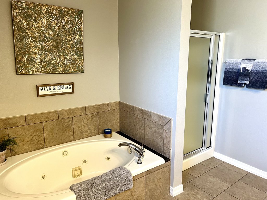 Condo A-9 Vacation Rental in Hollister - RedAwning