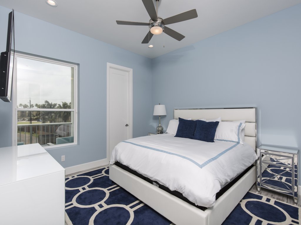5703B Gulf Blvd (Beach Retreat) Vacation Rental in South Padre Island - RedAwning