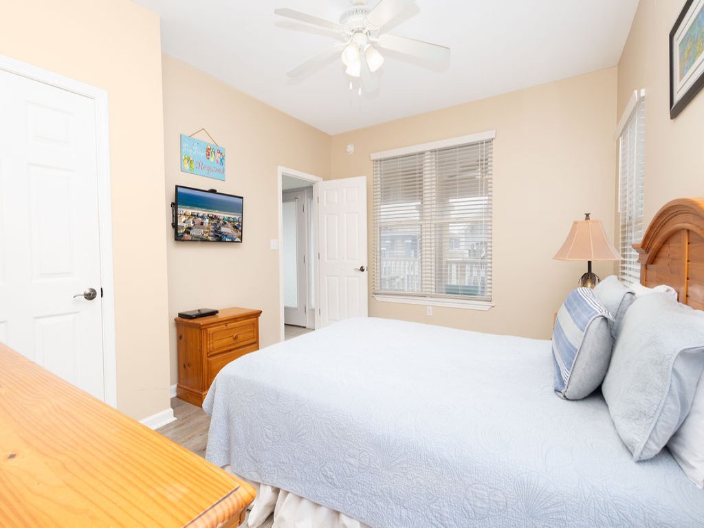 Sandy Toes Vacation Rental in Gulf Shores - RedAwning