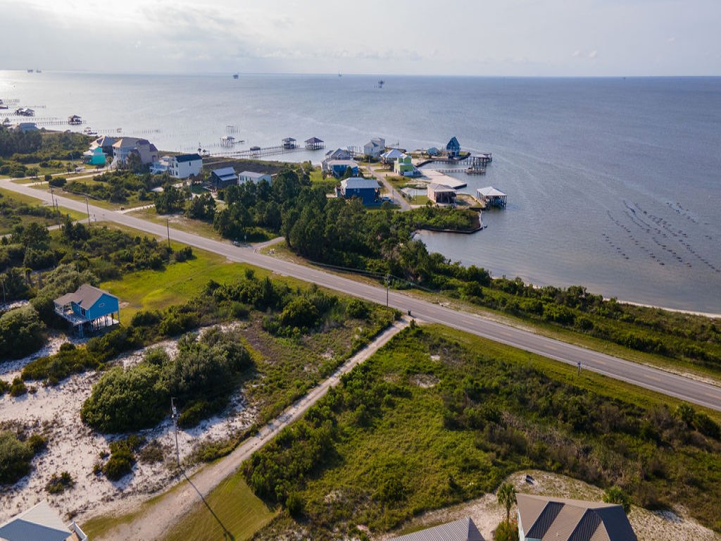 Sandy Toes Vacation Rental in Gulf Shores - RedAwning