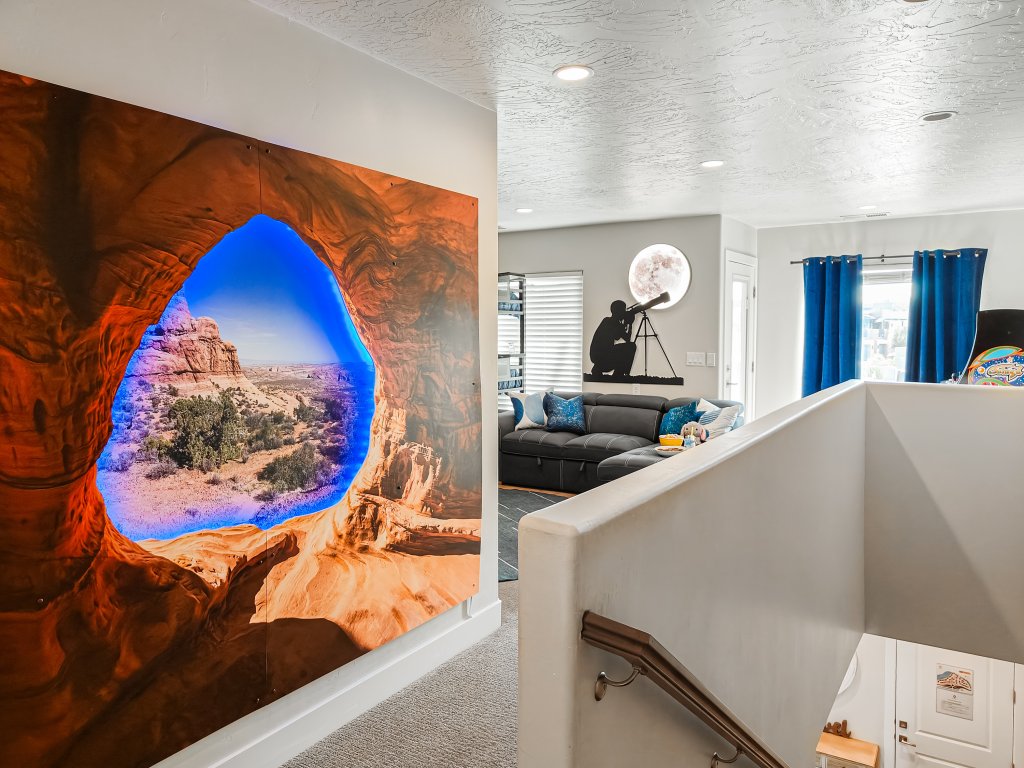 Stargazer – Luxury Condo, Rooftop Views, Private Hot Tub Vacation Rental in St. George - RedAwning