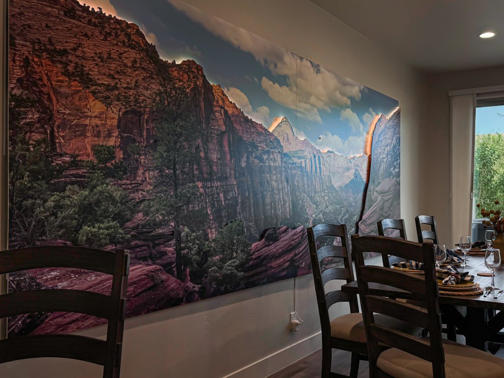 Stargazer – Luxury Condo, Rooftop Views, Private Hot Tub Vacation Rental in St. George - RedAwning