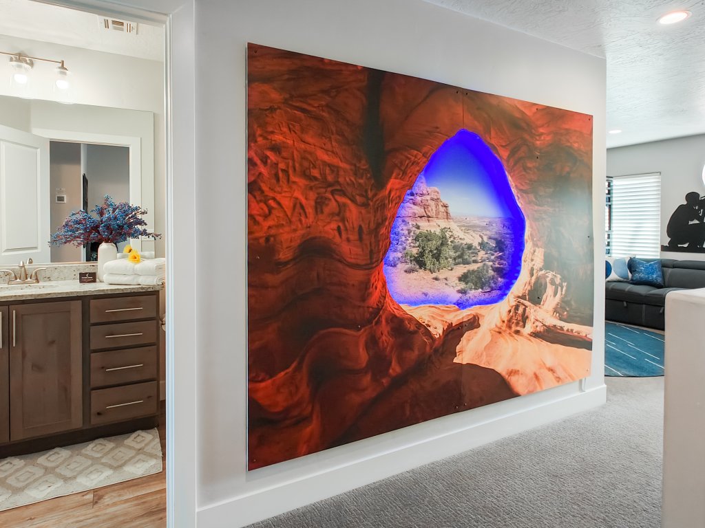 Stargazer – Luxury Condo, Rooftop Views, Private Hot Tub Vacation Rental in St. George - RedAwning