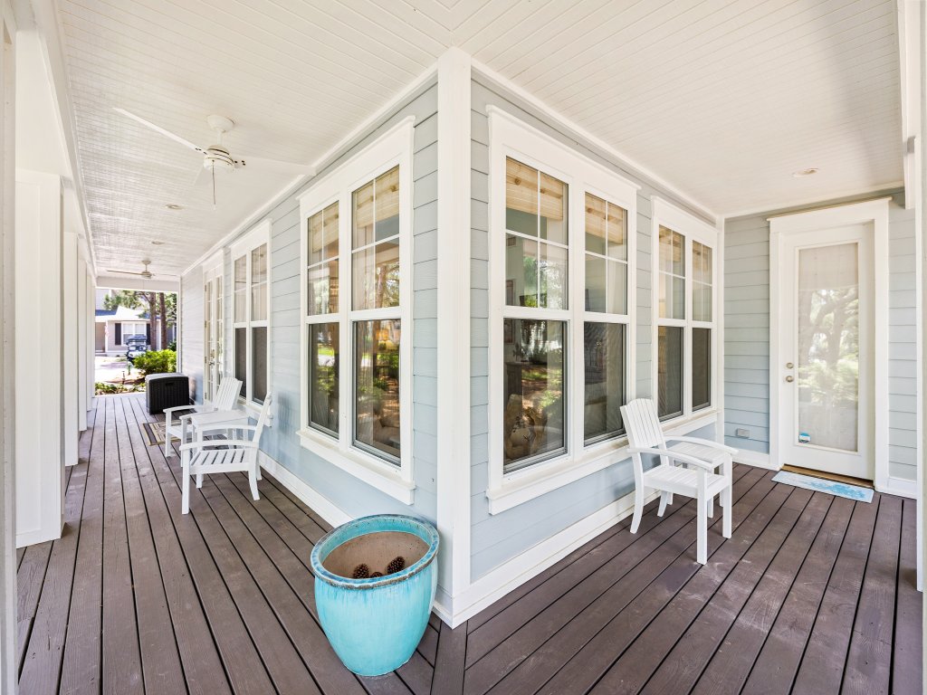 1345 Laurel Grove Vacation Rental in Miramar Beach - RedAwning