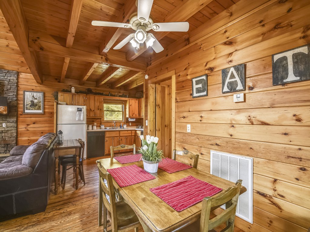 Mountain Serenity Vacation Rental in Sevierville - RedAwning