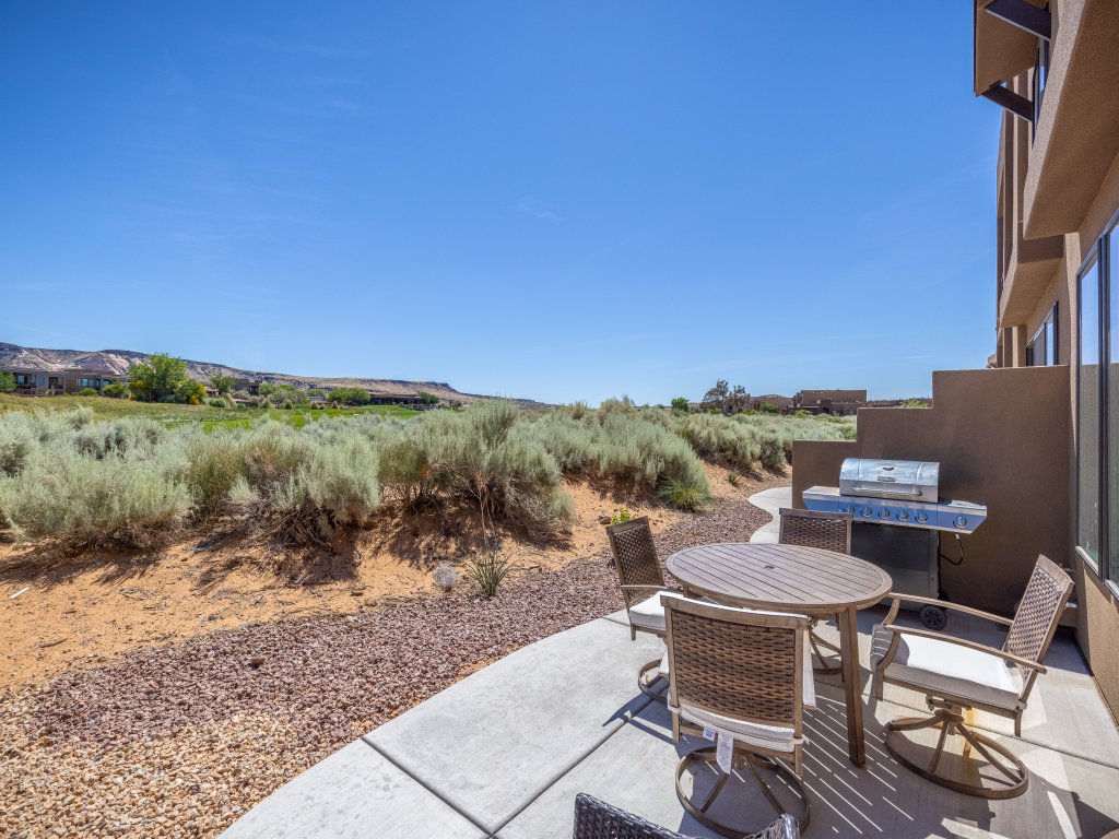 Retreat At The Ledges Vacation Rental in St. George - RedAwning