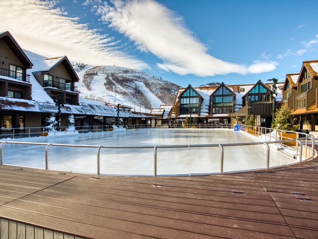 Holiday Special! Luxury Skiin Skiout in Park City RA293956 RedAwning