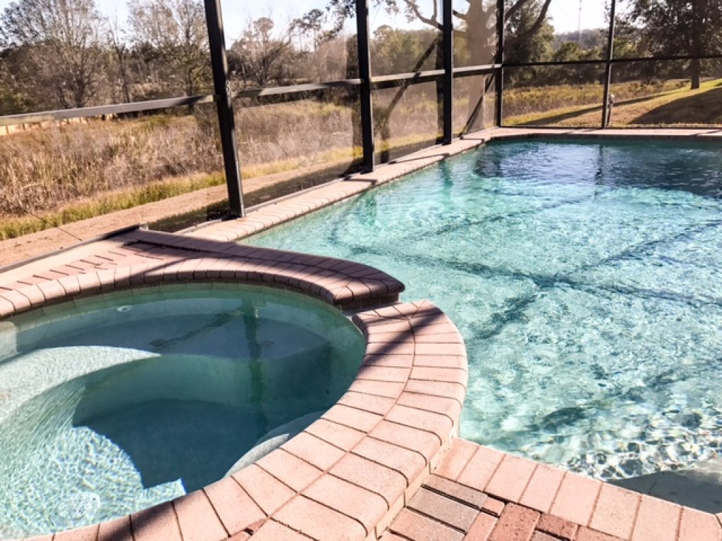 Extended Pool Deck With Spa 2 King Suites! Vacation Rental in Davenport - RedAwning