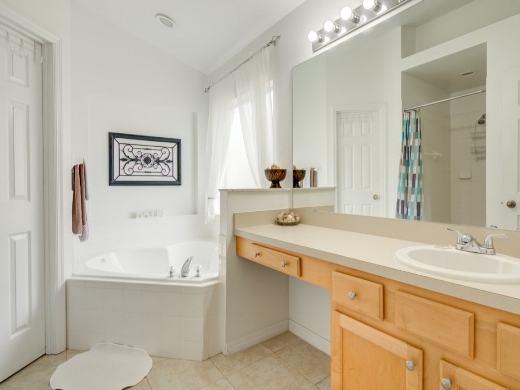 Gated Community Southern Dunes Golf Vacation Rental in Haines City - RedAwning