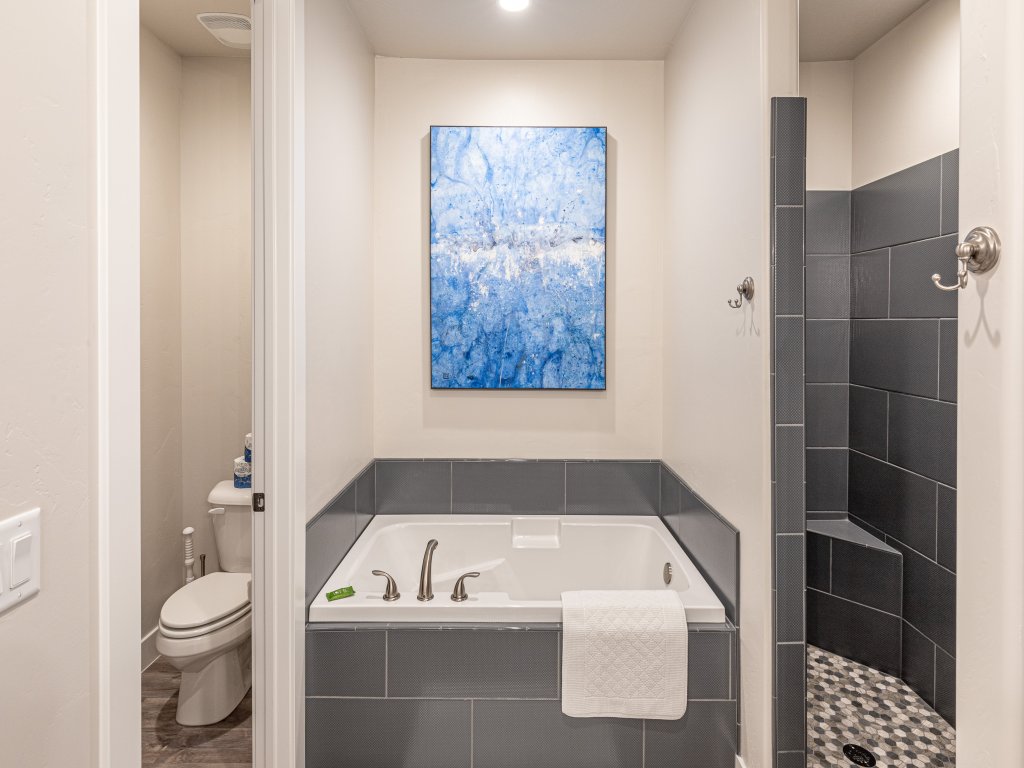 Hermes Hideaway Vacation Rental in St. George - RedAwning