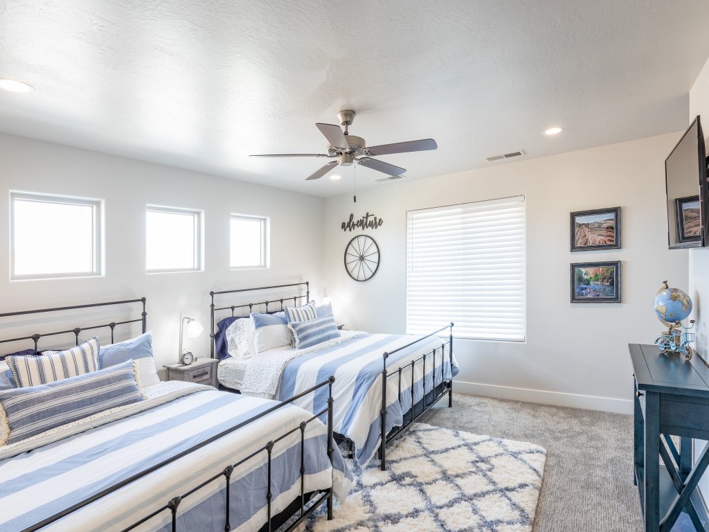 Hermes Hideaway Vacation Rental in St. George - RedAwning