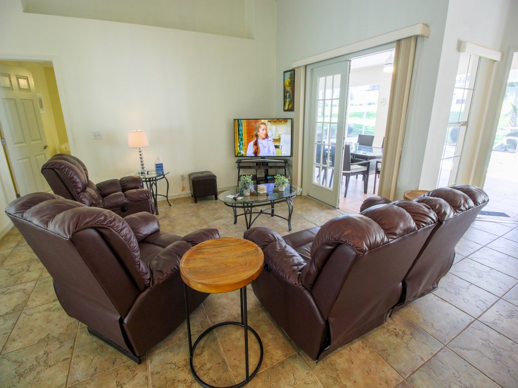 Four Bedroom Comfort Villa 4668 Vacation Rental in Hernando - RedAwning