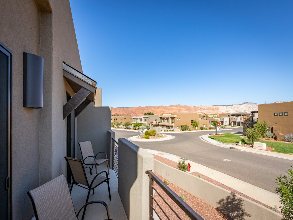 Desert Oasis Vacation Rental in St. George - RedAwning