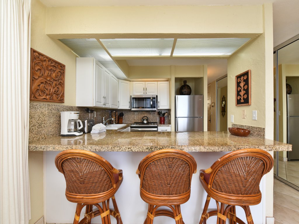 Papakea #A109 Vacation Rental in Lahaina - RedAwning