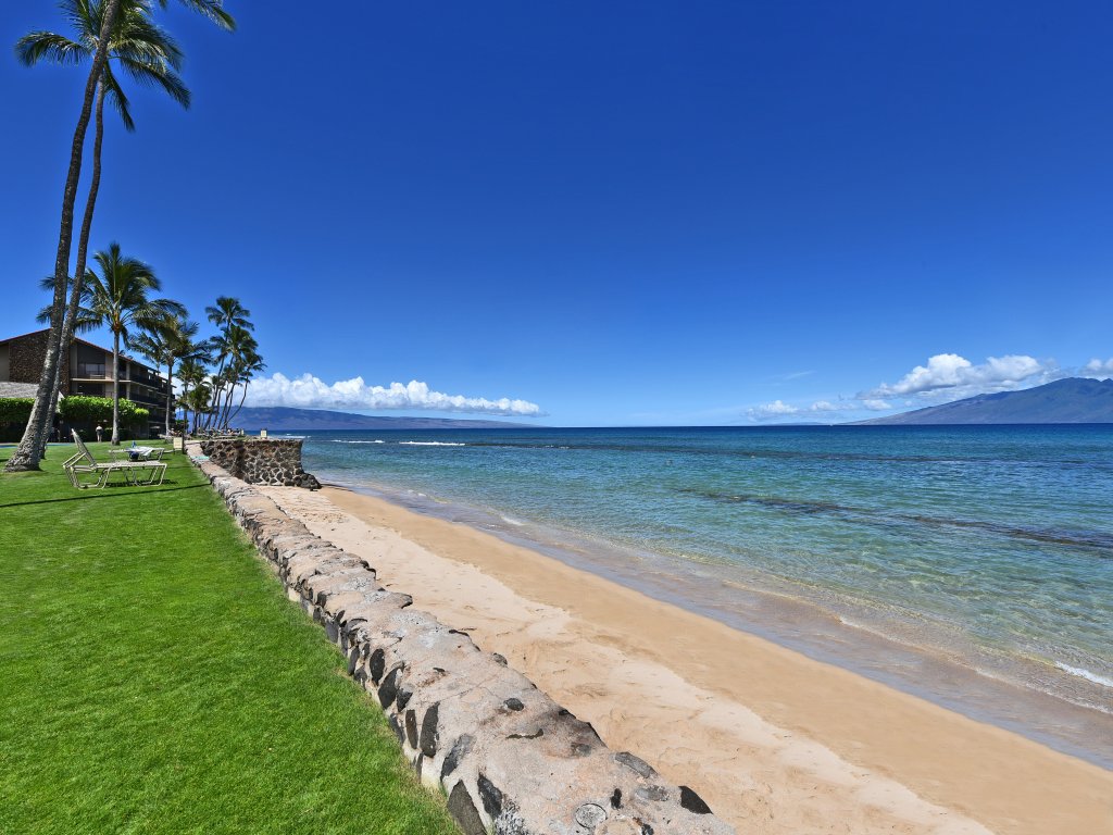 Papakea #A109 Vacation Rental in Lahaina - RedAwning