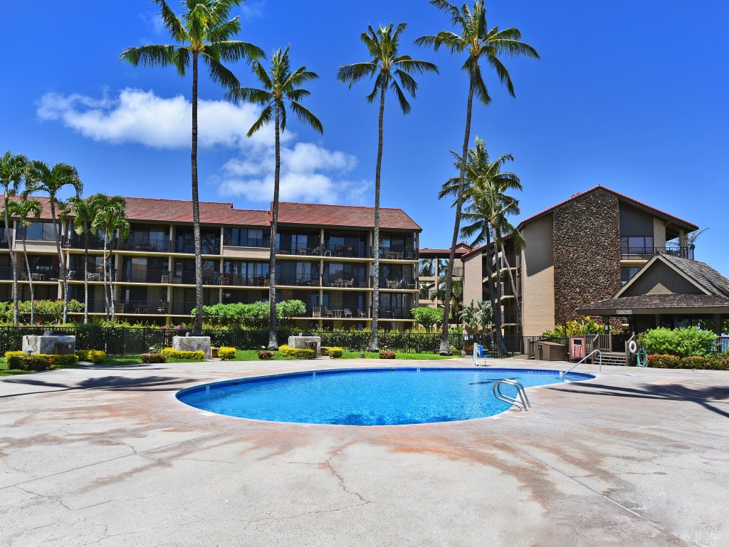 Papakea #A109 Vacation Rental in Lahaina - RedAwning