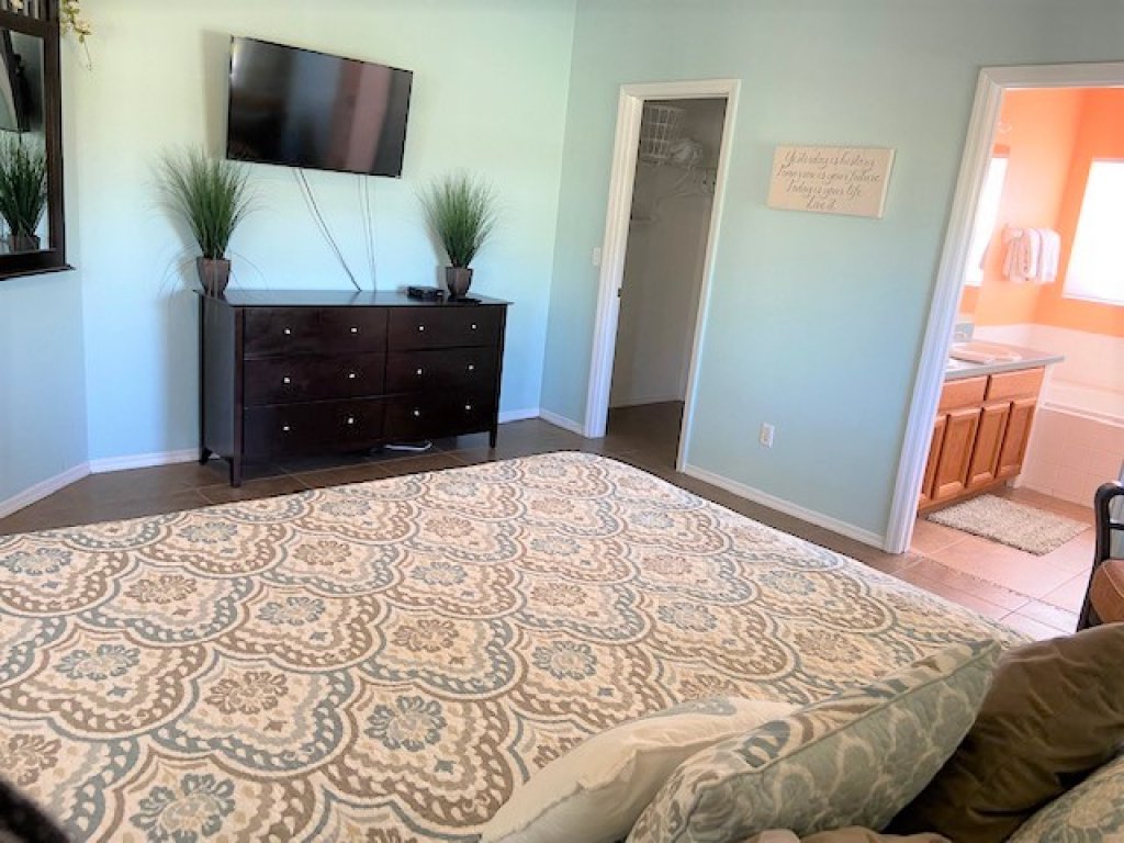 Goofy's Golf Getaway Vacation Rental in Davenport - RedAwning