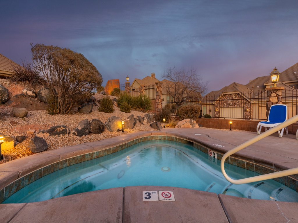 Bike-On-Inn Vacation Rental in Utah - RedAwning