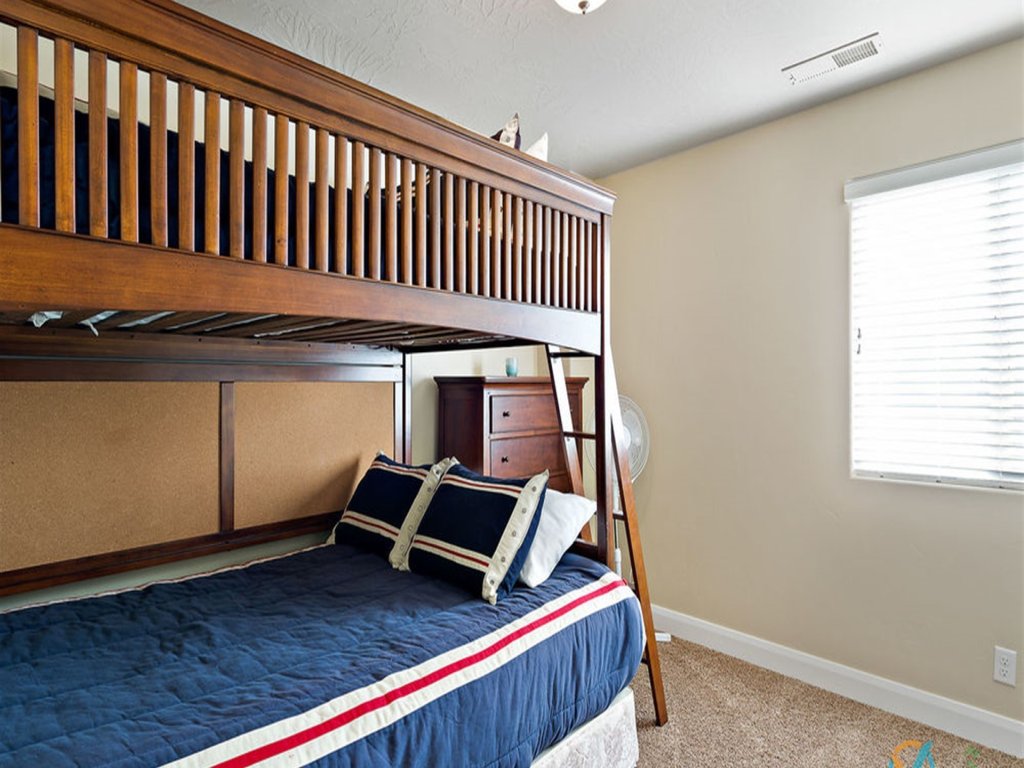 Bike-On-Inn Vacation Rental in Utah - RedAwning
