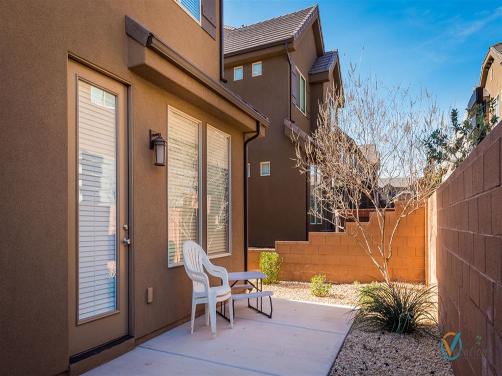 Bike-On-Inn Vacation Rental in Utah - RedAwning