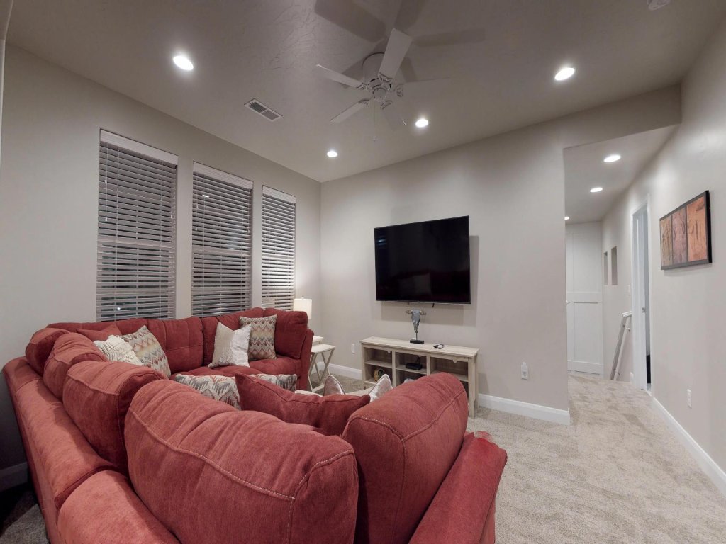 Arroyo Casita Vacation Rental in Utah - RedAwning