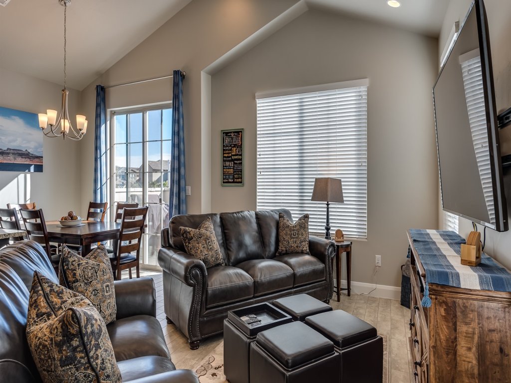 Desert Edge Retreat Vacation Rental in Utah - RedAwning