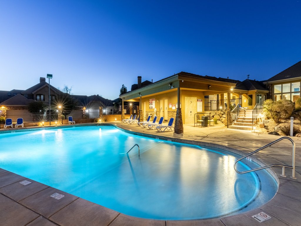 Canyon Oasis Vacation Rental in Utah - RedAwning