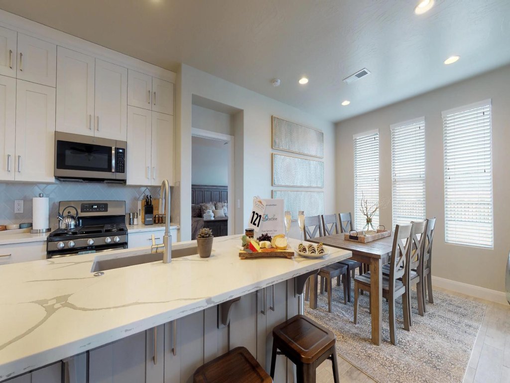 Endless Adventures Vacation Rental in Utah - RedAwning