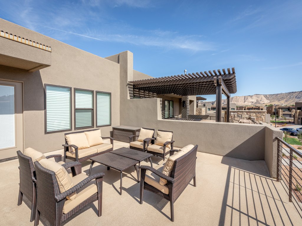 Launchpad Vacation Rental in St. George - RedAwning