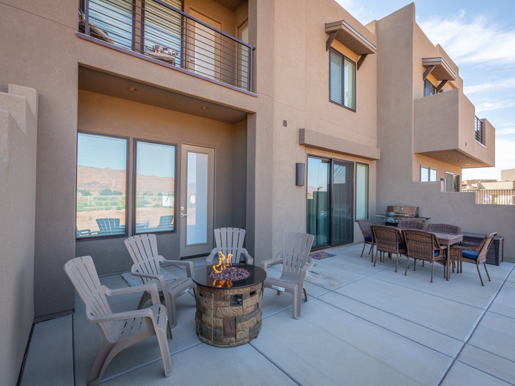 Launchpad Vacation Rental in St. George - RedAwning
