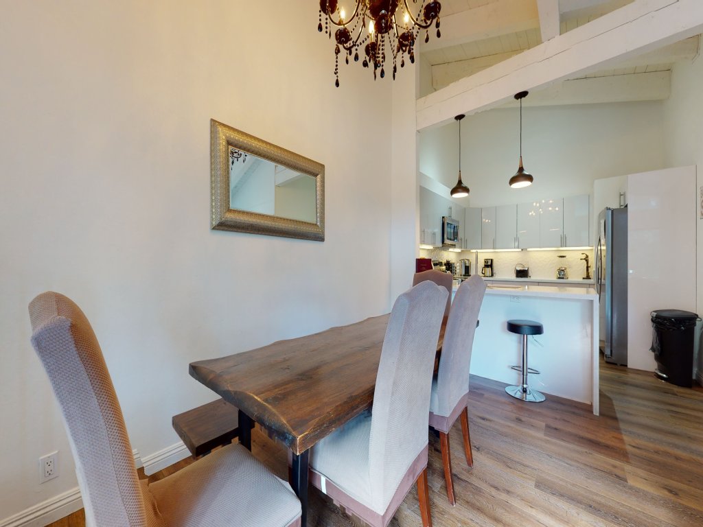 Chateau de Montagne 6 Pet-Friendly and Remodeled, On Shuttle Route Vacation Rental in Mammoth Lakes - RedAwning