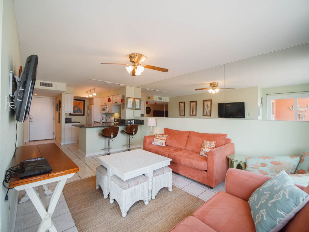 Relaxing Top Floor Corner 2BR Condo with Great View - 3 Minute Walk To The Beach! Vacation Rental in South Padre Island - RedAwning