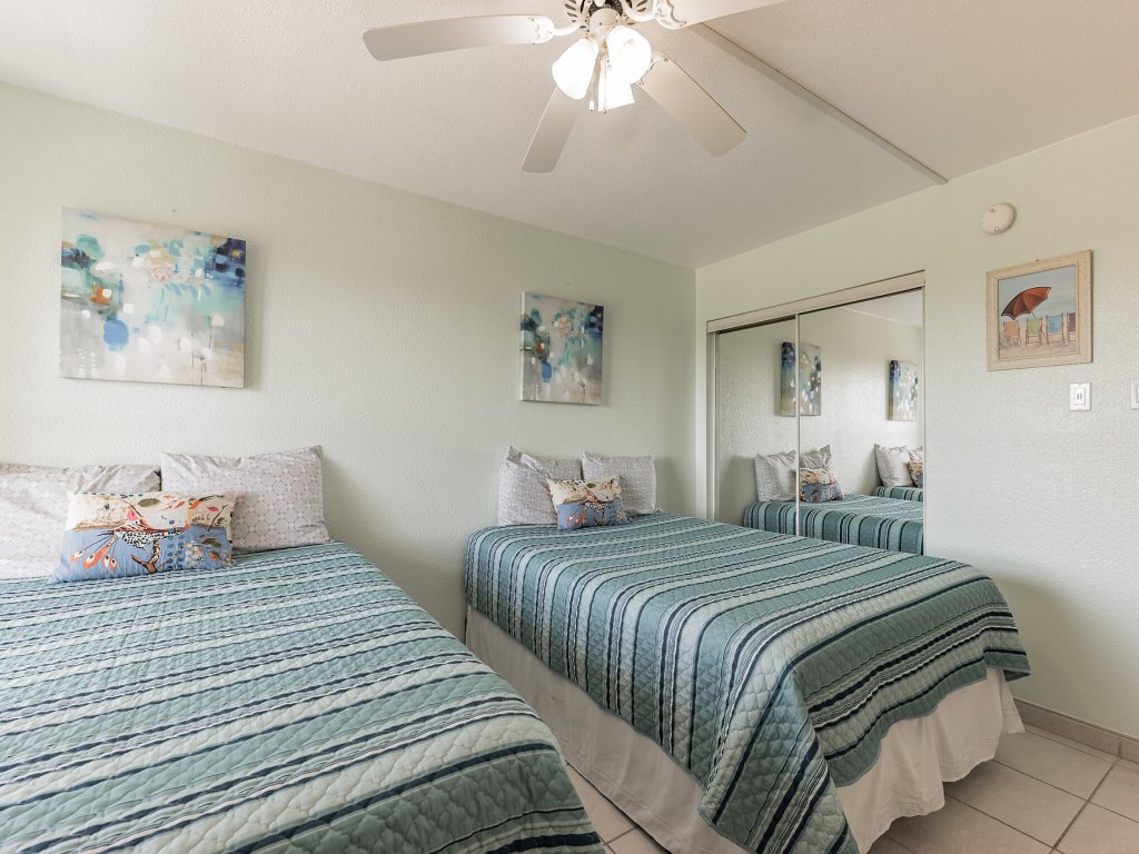 Cozy SPI Condo: Beach Walk, Pool & Pickleball Vacation Rental in South Padre Island - RedAwning