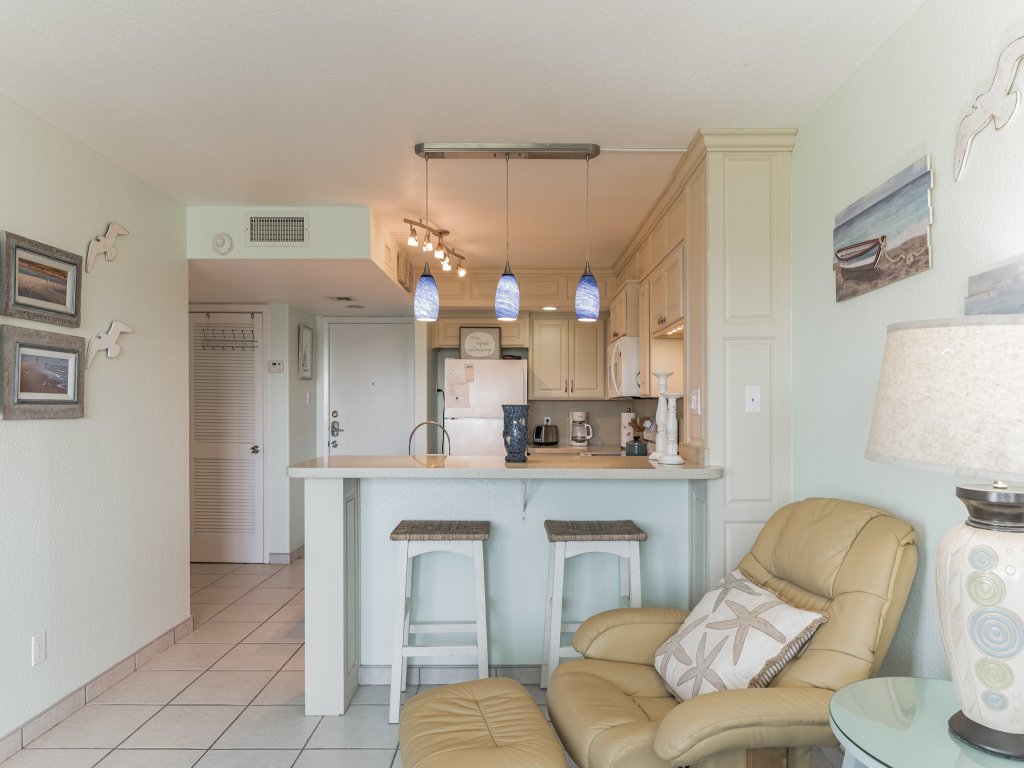 Cozy SPI Condo: Beach Walk, Pool & Pickleball Vacation Rental in South Padre Island - RedAwning