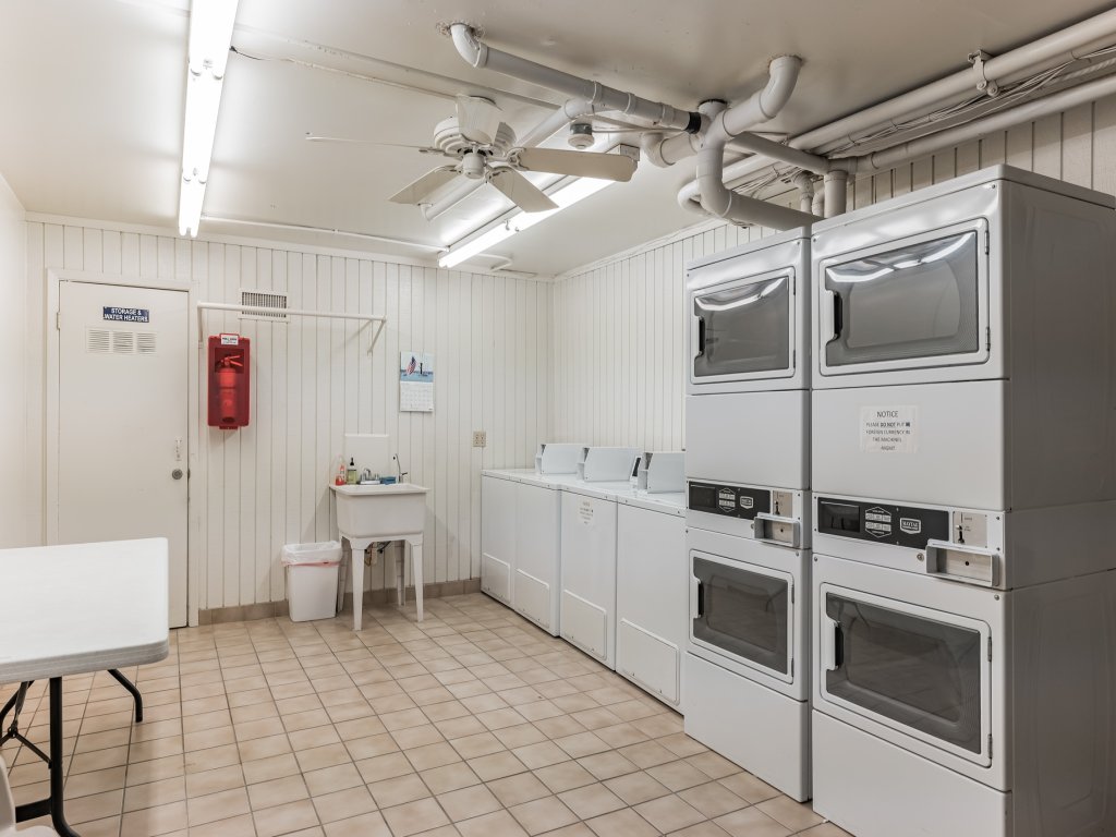 Cozy SPI Condo: Beach Walk, Pool & Pickleball Vacation Rental in South Padre Island - RedAwning