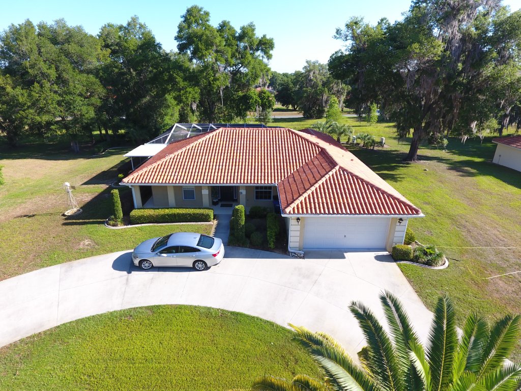 Stylish Pool Villa close to Withlacoochee Bike Trail Vacation Rental in Florida - RedAwning