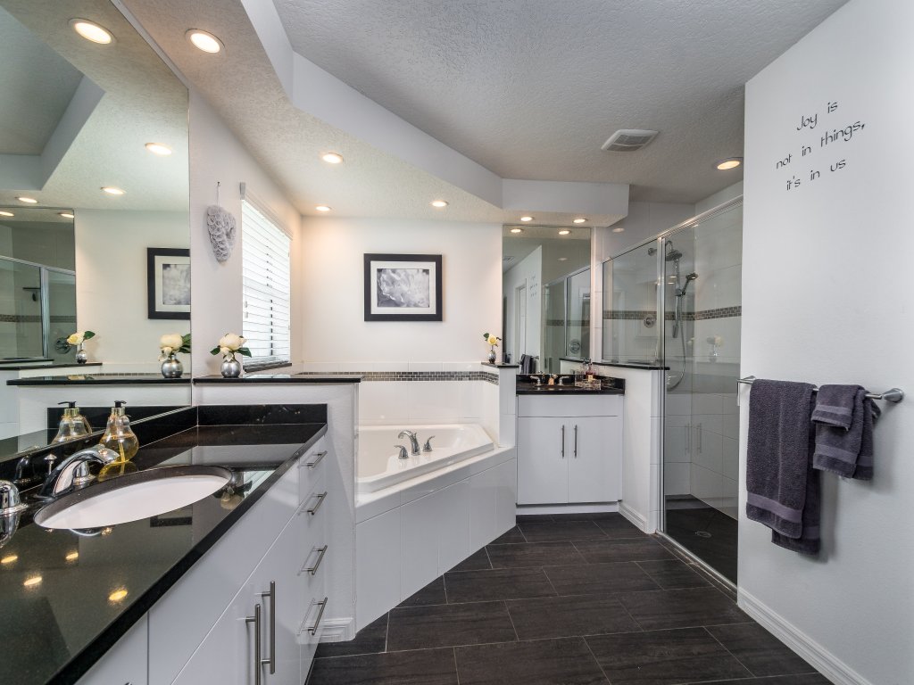 Stunning Executive Villa Ruyper Vacation Rental in Florida - RedAwning