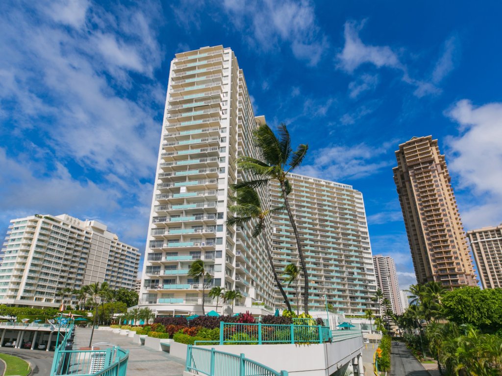 Ilikai Tower 1920 Vacation Rental in Honolulu - RedAwning