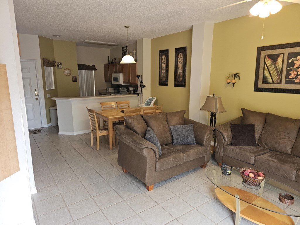3BR, 2.5BA Townhome w/ lake View, Sunny Rear Yard  Vacation Rental in Kissimmee - RedAwning