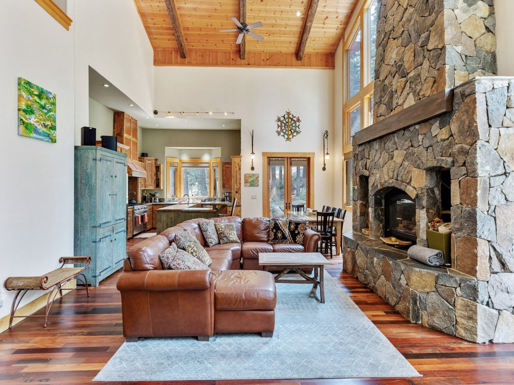 Luxury Chalet with Hot Tub in Private Setting - Tahoe Donner Vacation Rental in Truckee - RedAwning